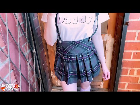 ❤️ 女子校生は授業の代わりに彼女のペニスを深く吸ってファックする。 ️ 自家製ポルノ ❌️❤